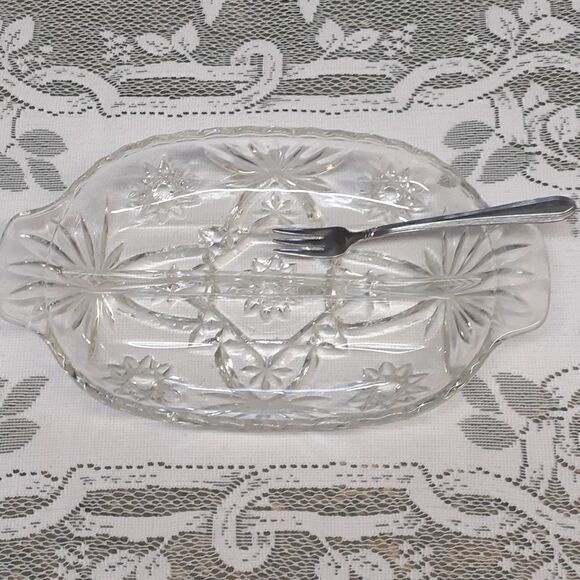 Split Divided Relish Dish, Anchor Hocking Star/David or Early American Prescott - Picture 1 of 5
